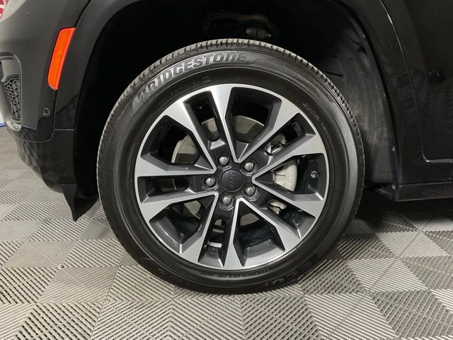 Used 2021 Jeep Grand Cherokee L Overland w/ Luxury Tech Group IV image 10