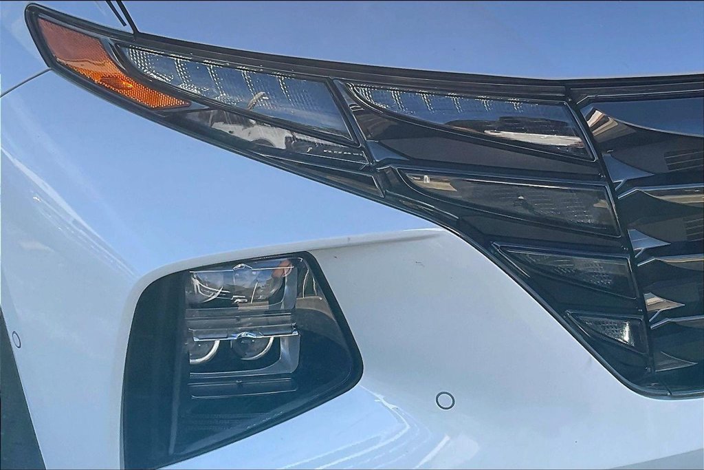 Used 2022 Hyundai Tucson Limited AWD/4WD image 28