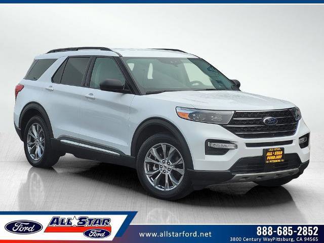 Certified 2022 Ford Explorer XLT w/ Equipment Group 202A image 7
