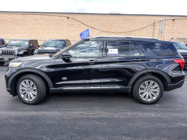 Certified 2021 Ford Explorer King Ranch w/ Premium Technology Package AWD/4WD image 5