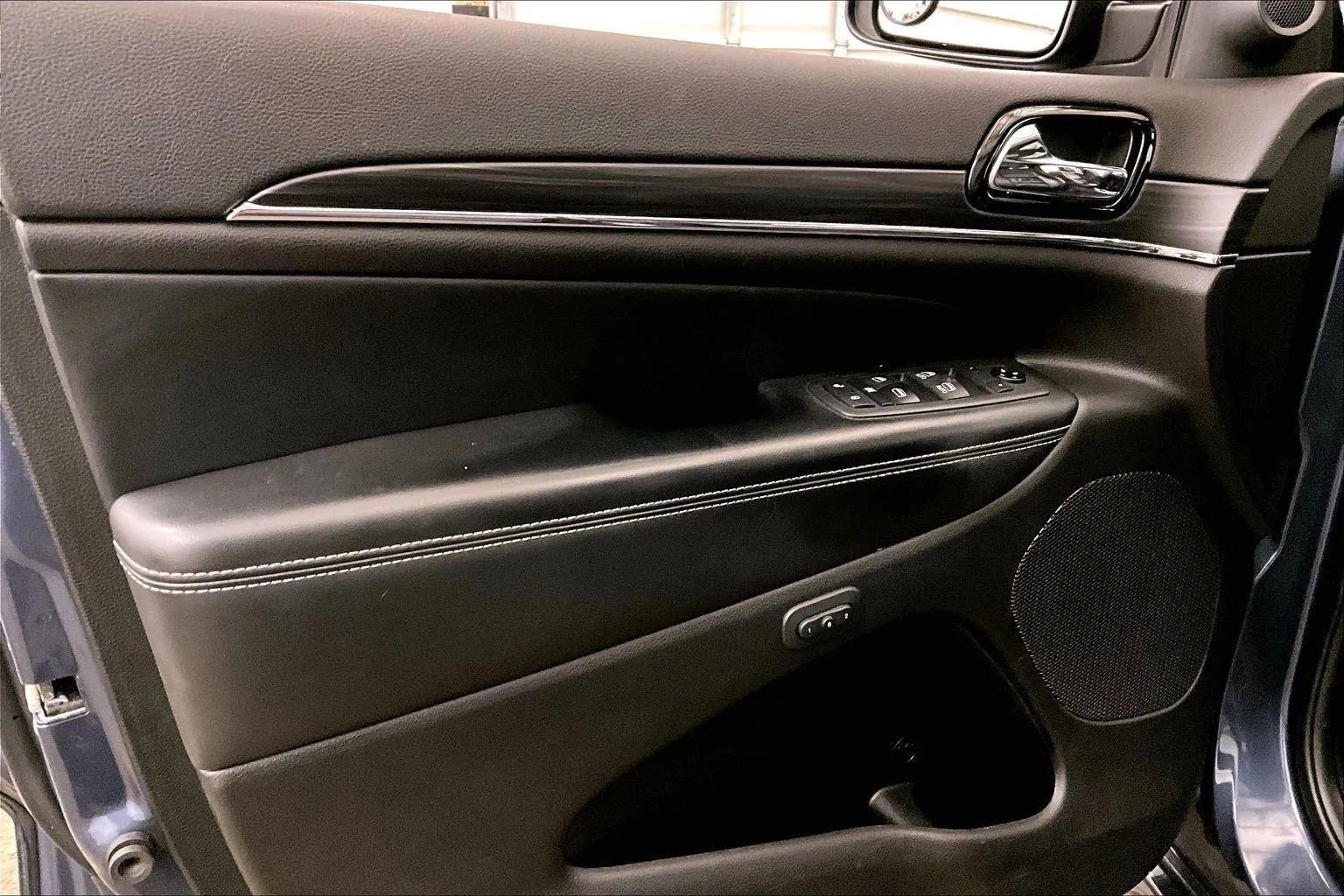 Used 2021 Jeep Grand Cherokee Limited w/ Quick Order Package 28K 80th image 22