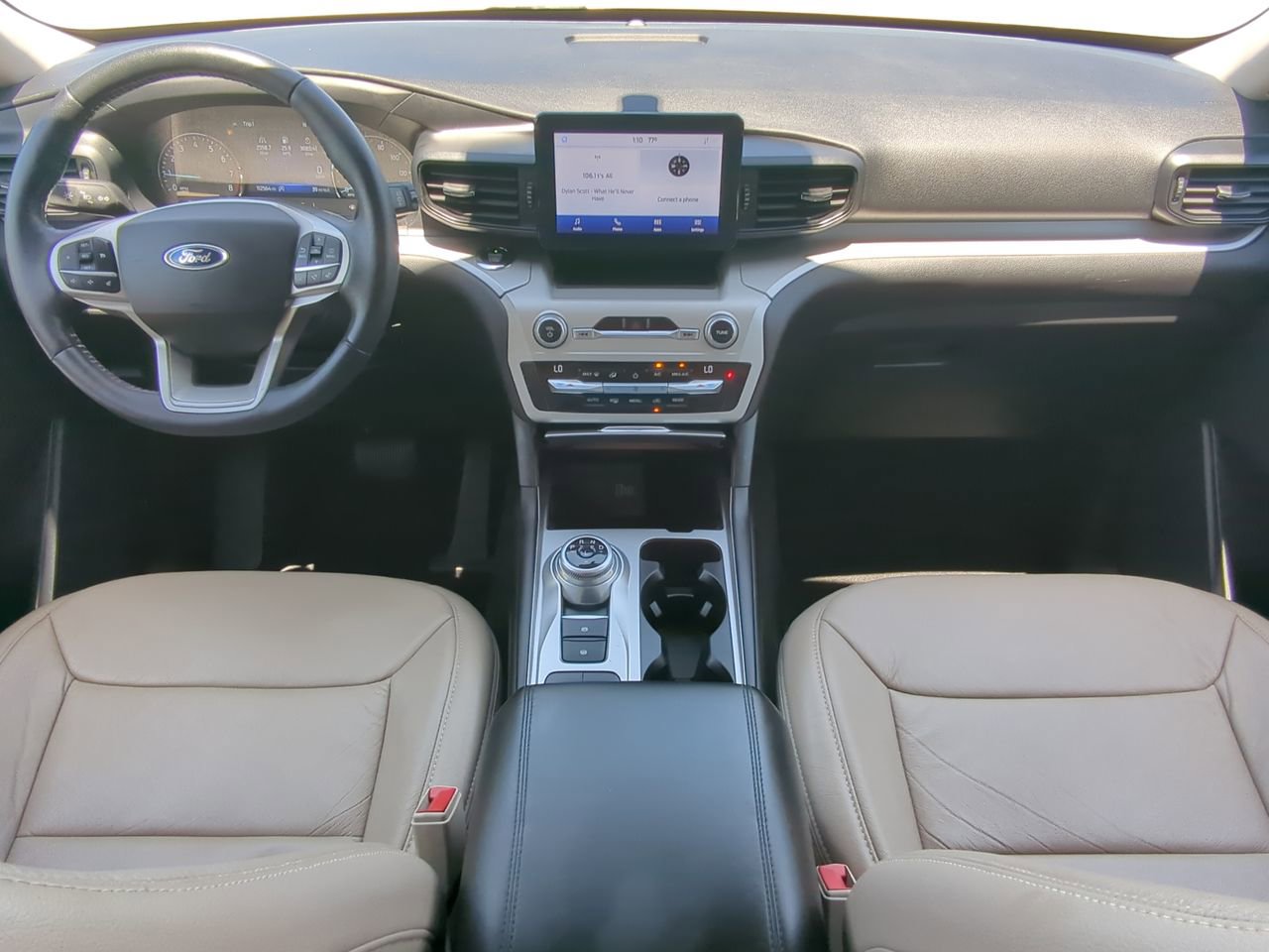 Certified 2021 Ford Explorer XLT RWD image 13