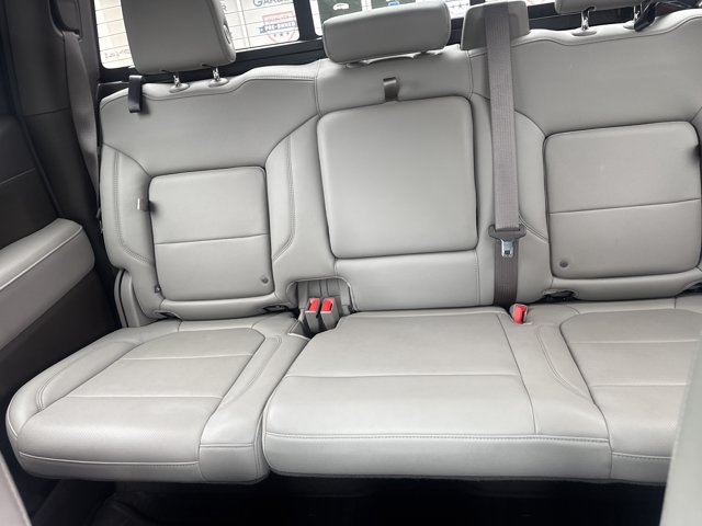 Used 2022 GMC Sierra 1500 SLT w/ SLT Premium Plus Package AWD/4WD image 17