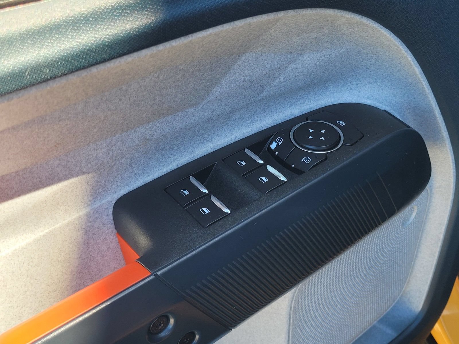 Certified 2022 Ford Maverick XLT FWD image 17