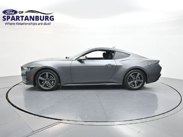 Certified 2024 Ford Mustang Coupe RWD image 4