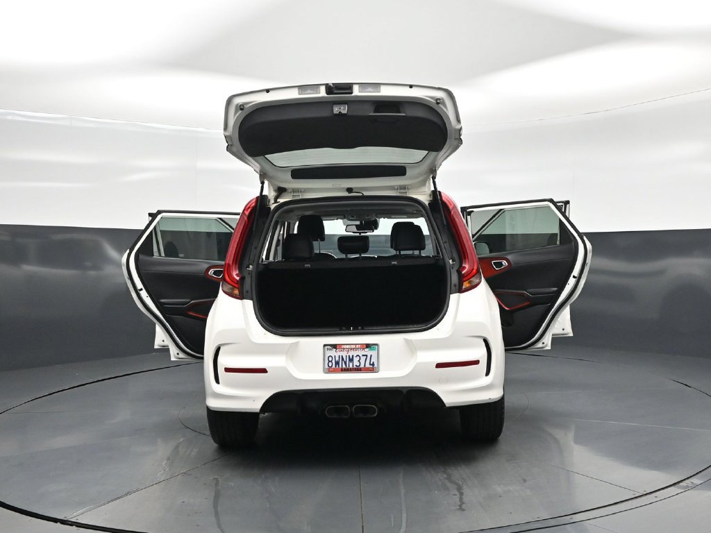 Used 2021 Kia Soul Turbo FWD image 33