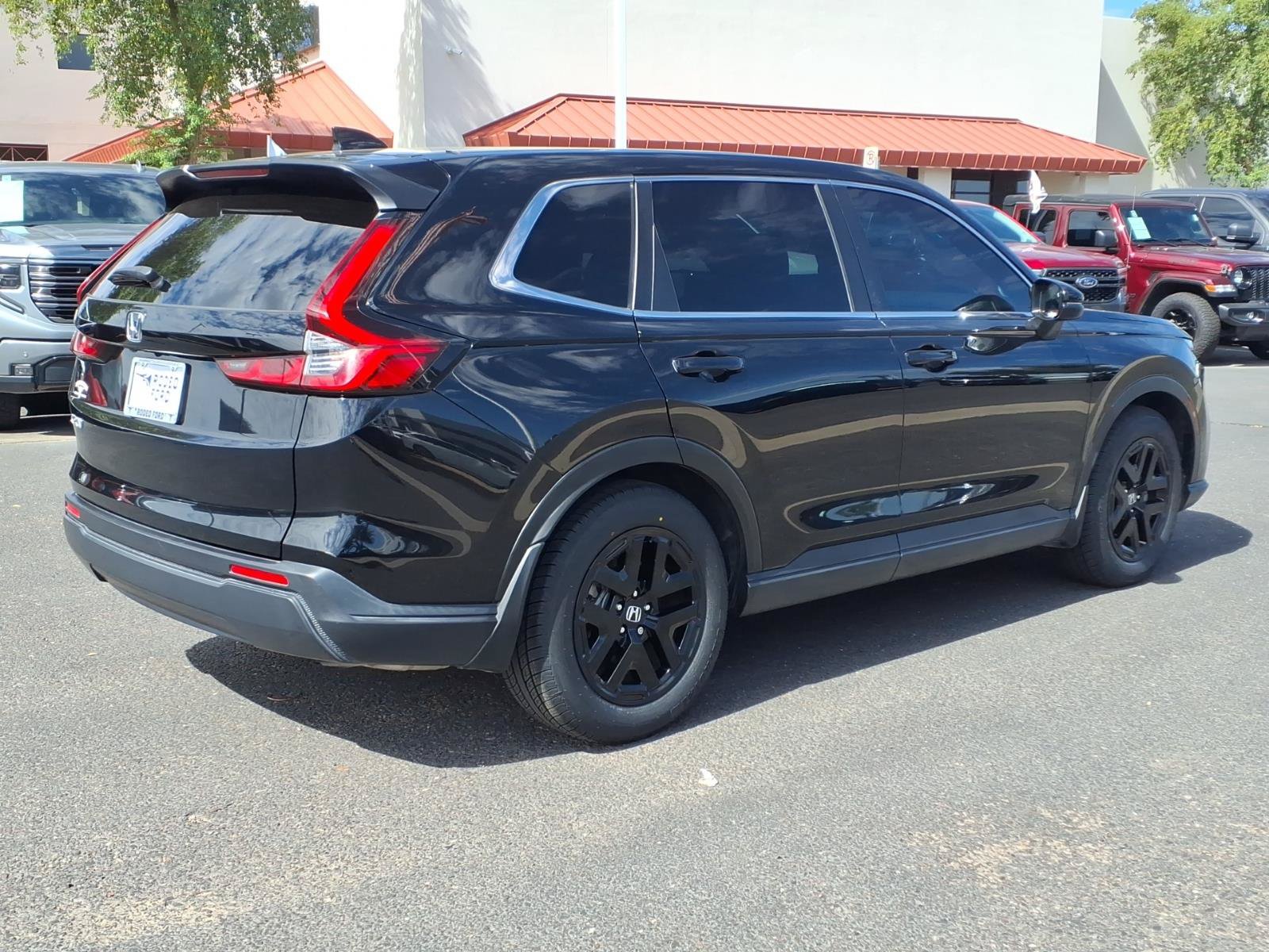 Used 2024 Honda CR-V EX image 5
