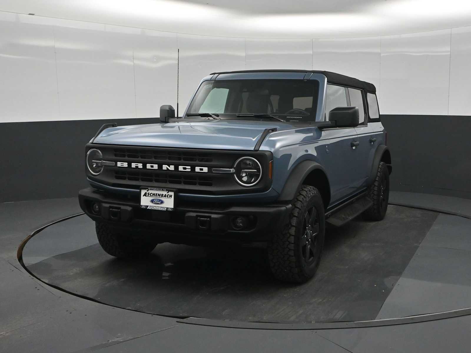 Certified 2024 Ford Bronco Black Diamond AWD/4WD image 5