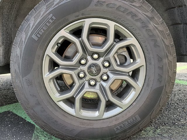 Certified 2025 Ford Expedition Active AWD/4WD image 36