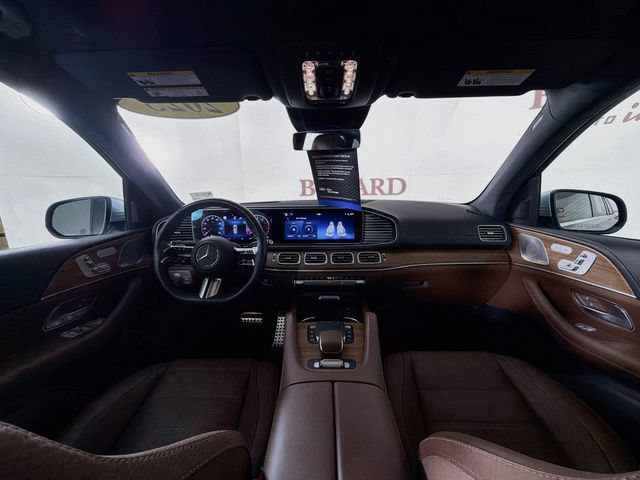 Used 2025 Mercedes-Benz GLS 450 4MATIC image 31