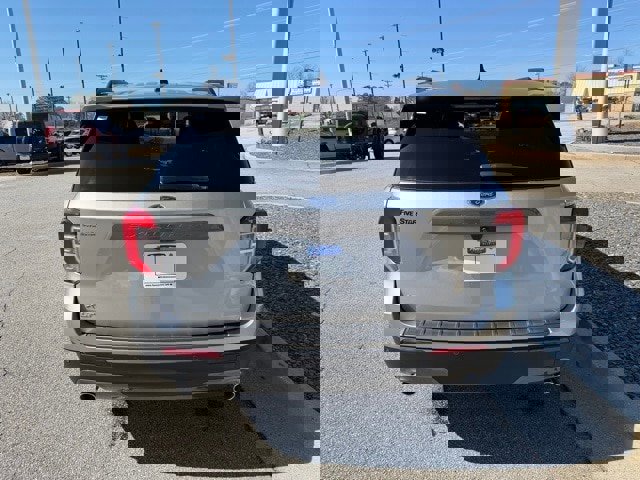 Certified 2023 Ford Explorer XLT w/ Equipment Group 202A image 7