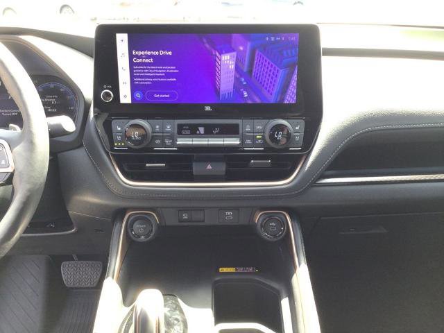 Used 2024 Toyota Grand Highlander AWD Hybrid image 21