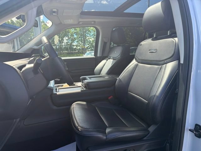 Certified 2025 Ford Expedition Platinum AWD/4WD image 22