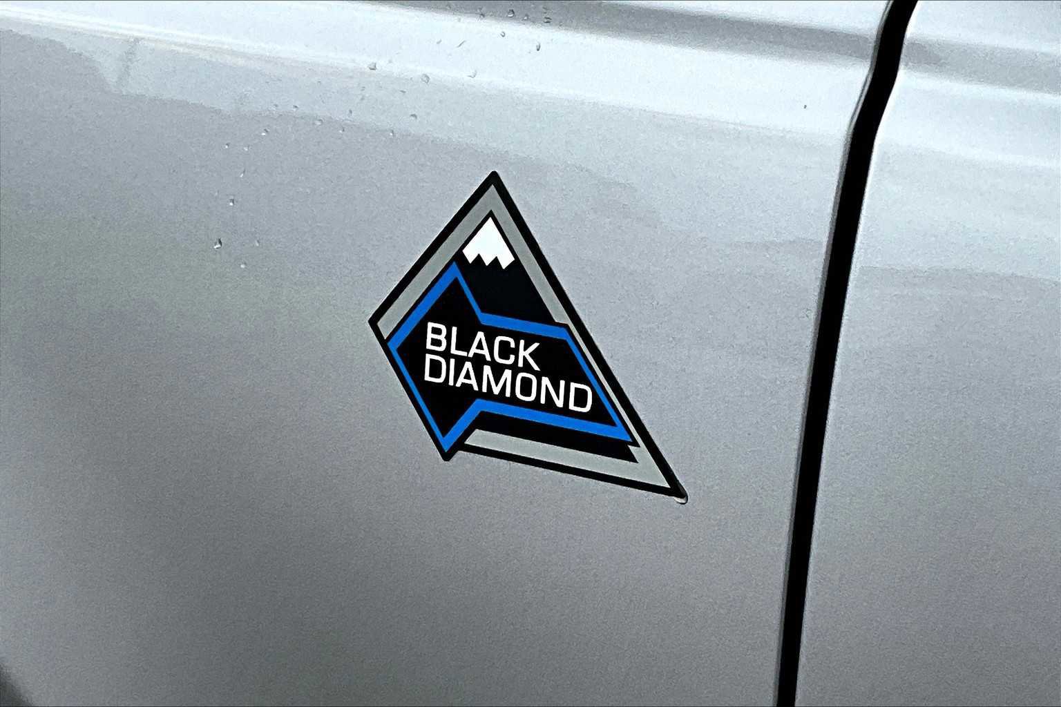 Certified 2024 Ford Bronco Black Diamond image 10