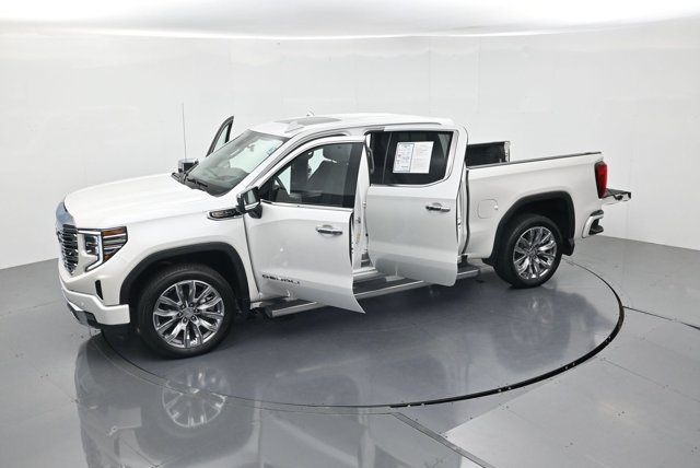 Used 2023 GMC Sierra 1500 Denali w/ Denali Reserve Package AWD/4WD image 58