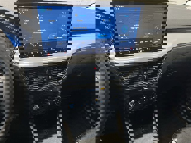 Certified 2024 Ford Escape Platinum image 24