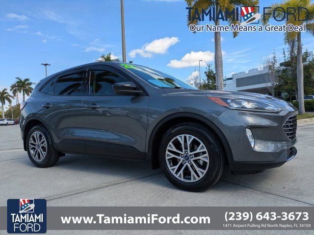 Certified 2022 Ford Escape SE w/ SE Sport Appearance Package image 6