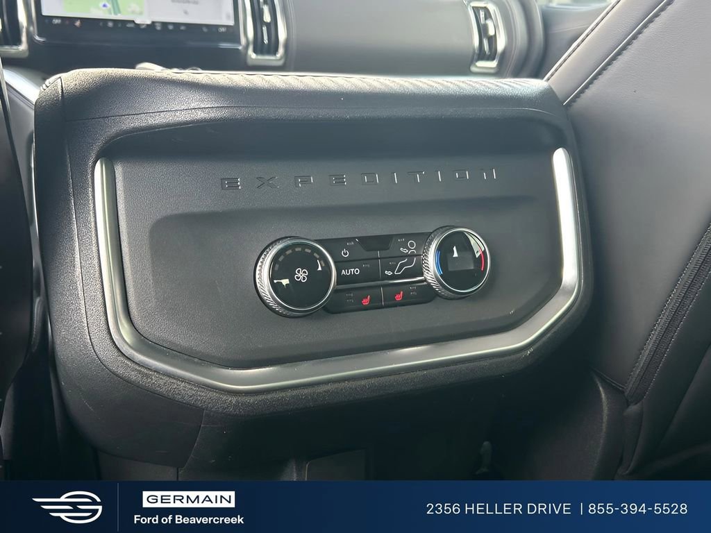 Certified 2025 Ford Expedition Platinum image 20