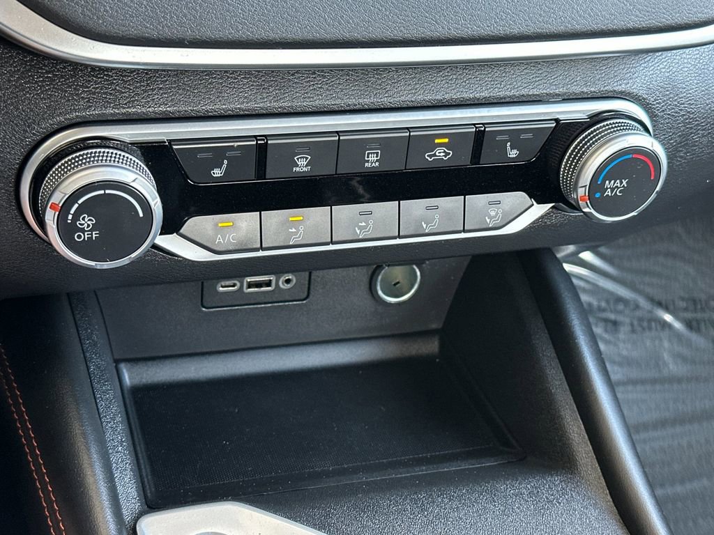 Used 2020 Nissan Altima 2.5 SR w/ Premium Package FWD image 18