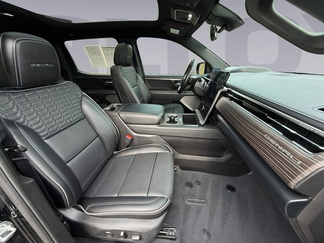 Used 2025 GMC Sierra EV Denali image 17