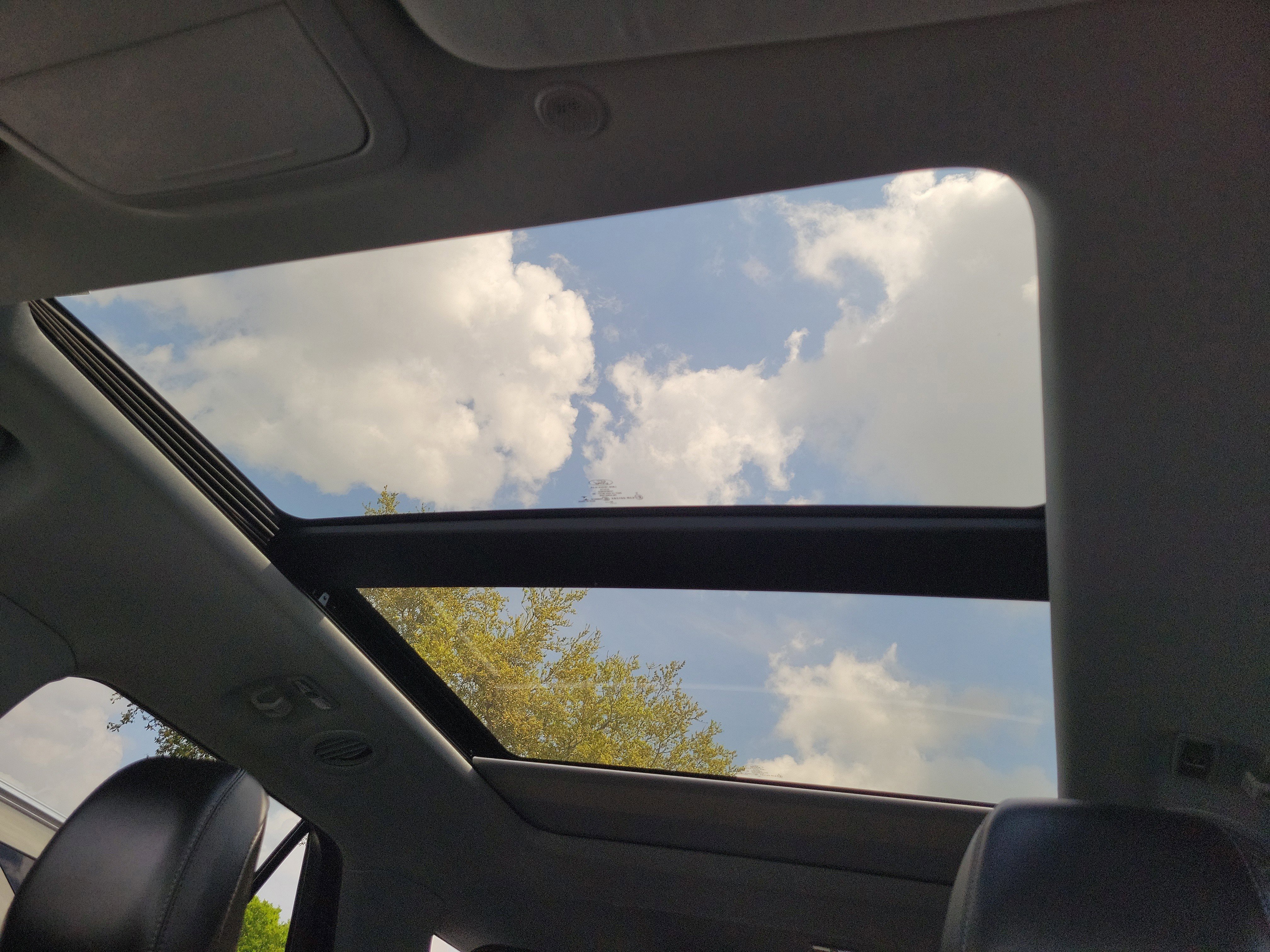 Certified 2023 Ford Explorer XLT w/ Equipment Group 202A image 31