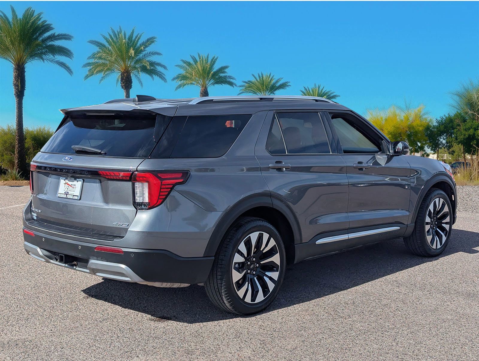 Certified 2025 Ford Explorer Platinum w/ LUX Leather Package image 6