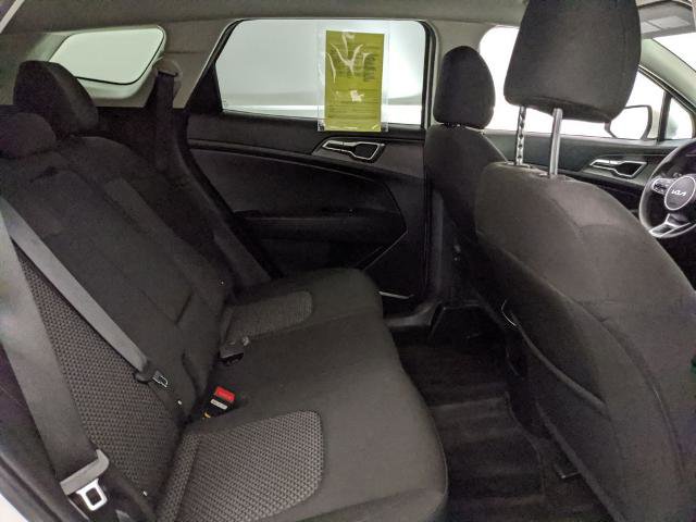 Used 2024 Kia Sportage LX image 19