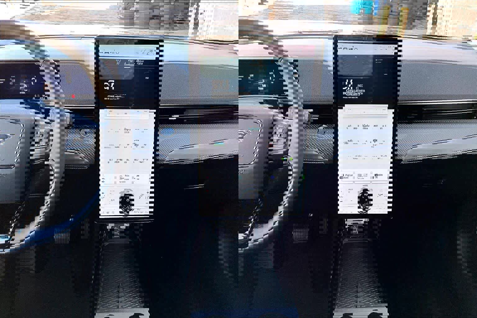 Certified 2025 Ford Mustang Mach-E Select w/ Comfort Package Lite image 10