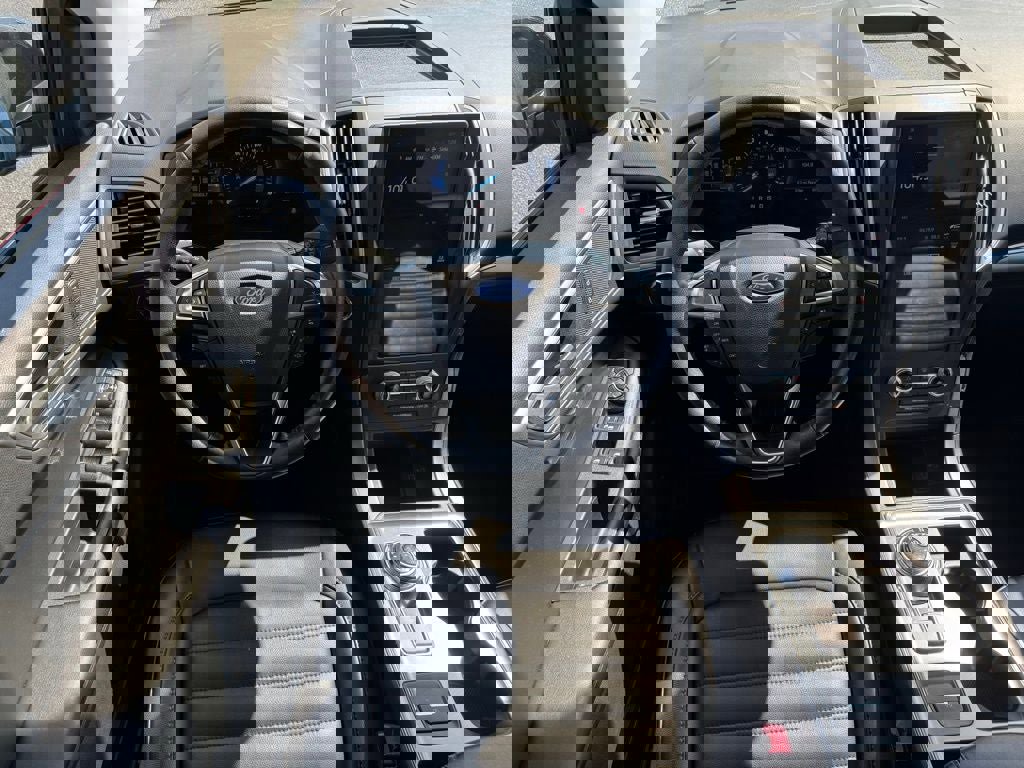 Certified 2022 Ford Edge SEL image 10