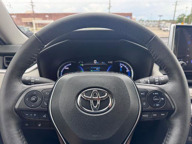Used 2024 Toyota RAV4 XLE w/ Weather Package AWD/4WD image 18