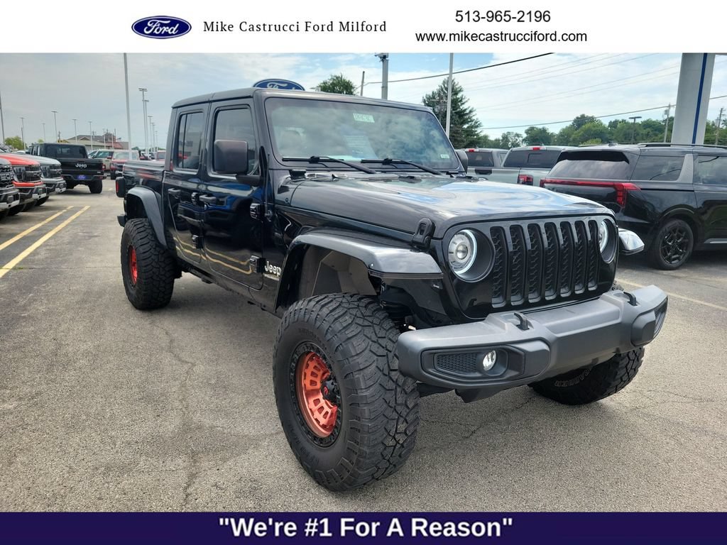 Used 2023 Jeep Gladiator Overland w/ Cold Weather Group AWD/4WD image 7