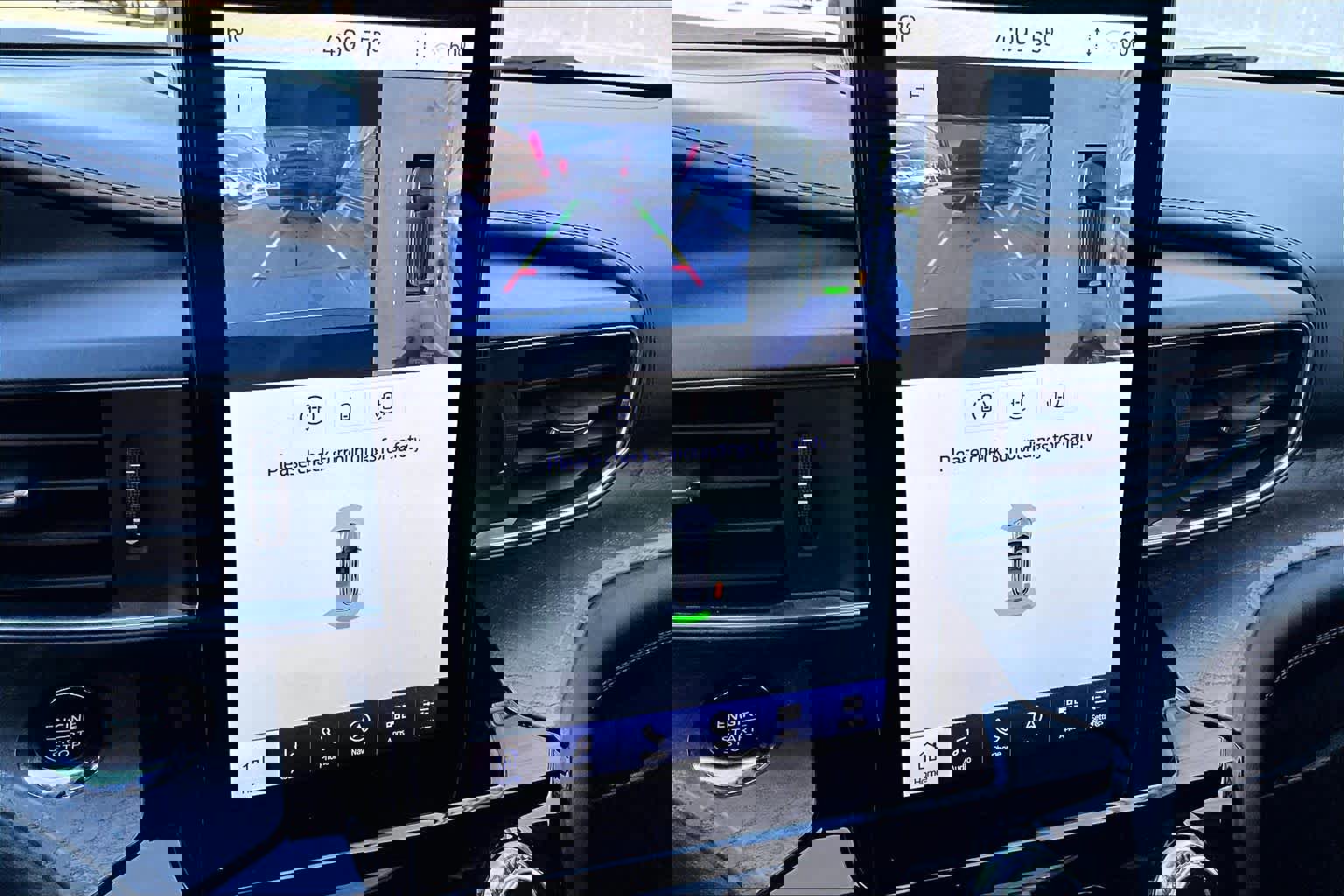 Certified 2022 Ford Explorer Platinum w/ Equipment Group 601A image 30