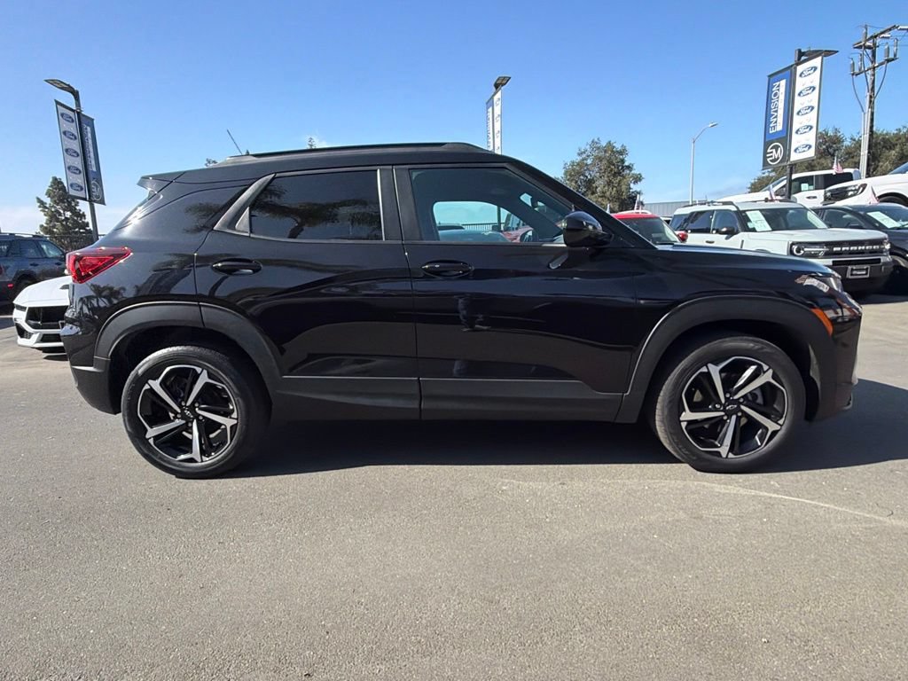 Used 2023 Chevrolet TrailBlazer RS FWD image 14