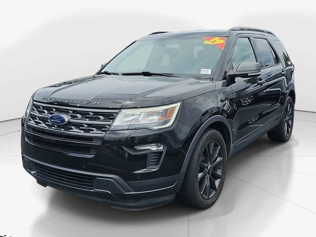 Certified 2019 Ford Explorer XLT w/ Equipment Group 202A FWD image 7