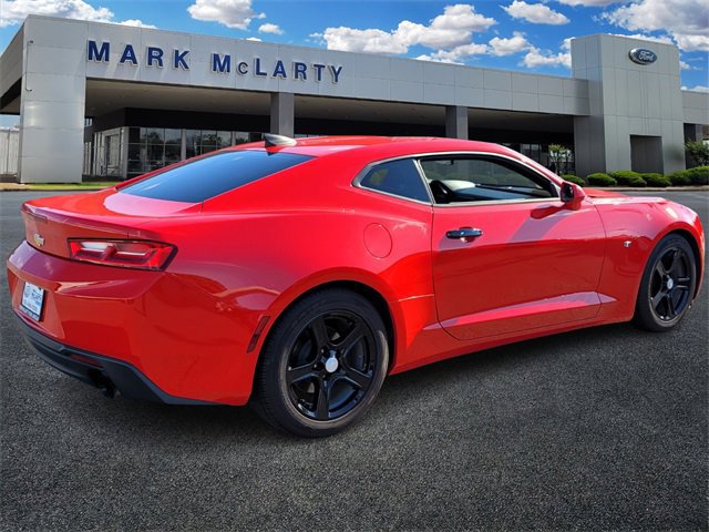 Used 2016 Chevrolet Camaro LT image 5