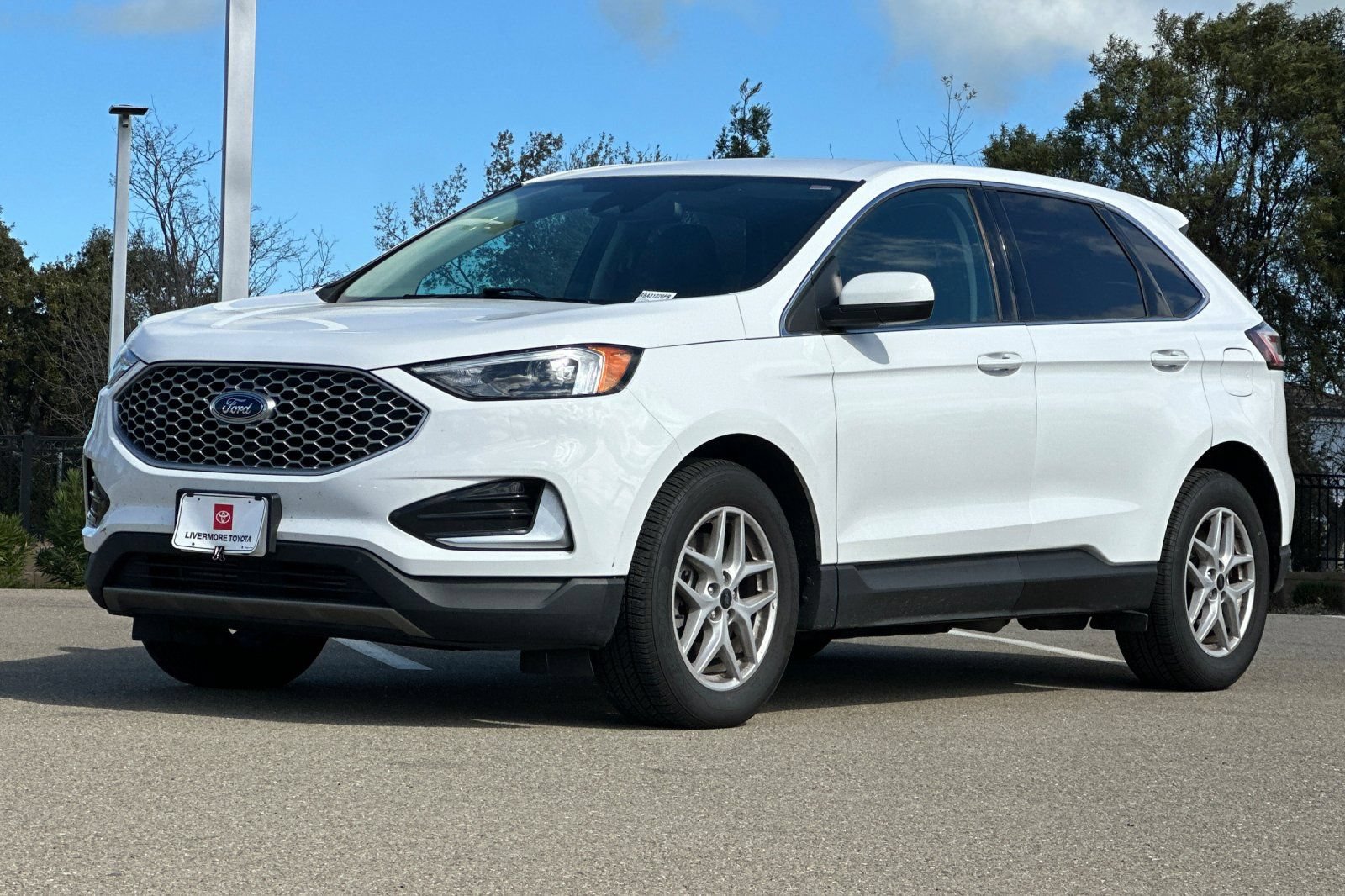Certified 2024 Ford Edge SEL AWD/4WD image 7