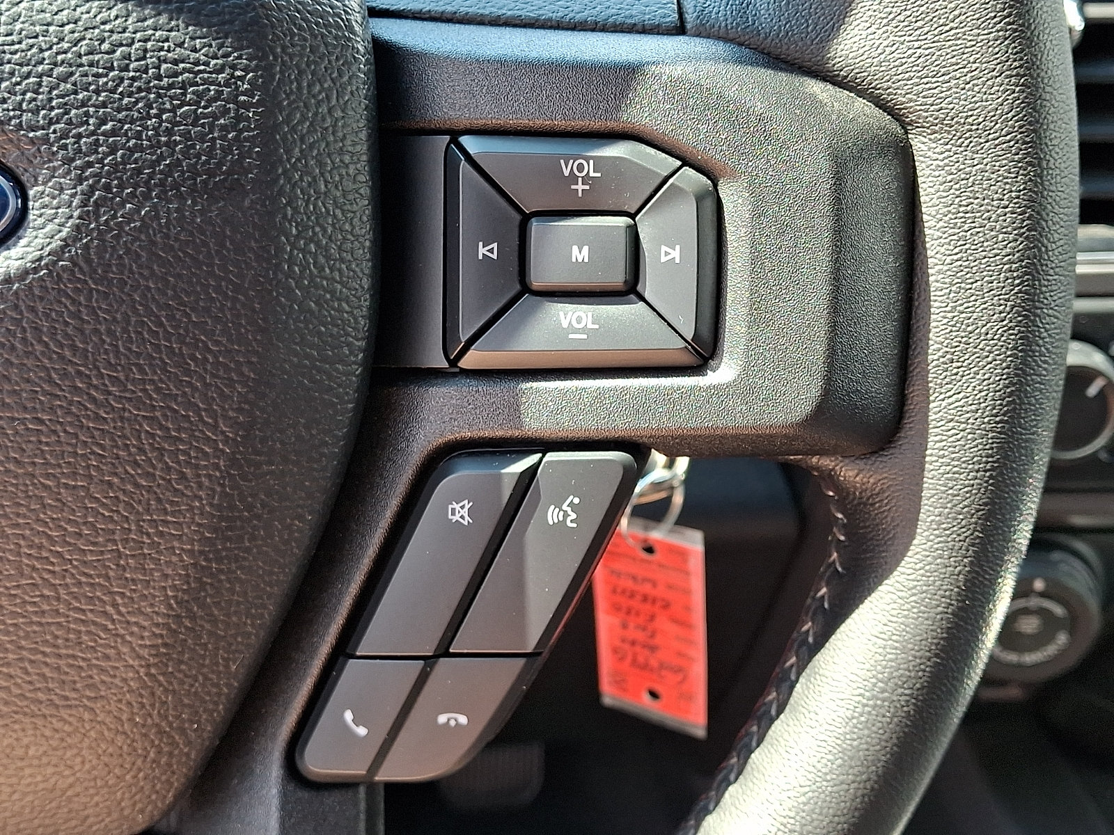 Certified 2020 Ford F150 XLT w/ Equipment Group 302A Luxury AWD/4WD image 25