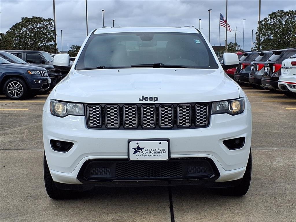 Used 2020 Jeep Grand Cherokee Altitude image 6