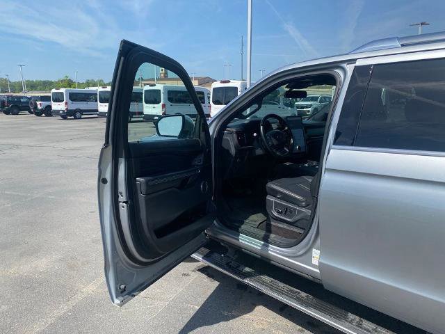 Certified 2023 Ford Expedition Max Platinum AWD/4WD image 9