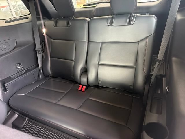 Certified 2025 Ford Explorer ST-Line w/ Premium Package AWD/4WD image 16