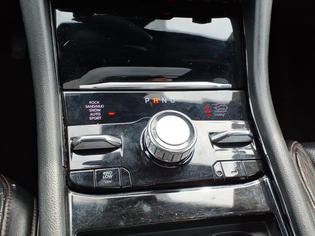 Used 2022 Jeep Grand Cherokee L Summit w/ Luxury Tech Group V image 21