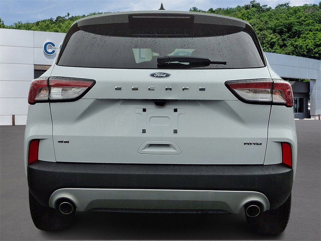 Certified 2022 Ford Escape SE w/ Convenience Package image 3
