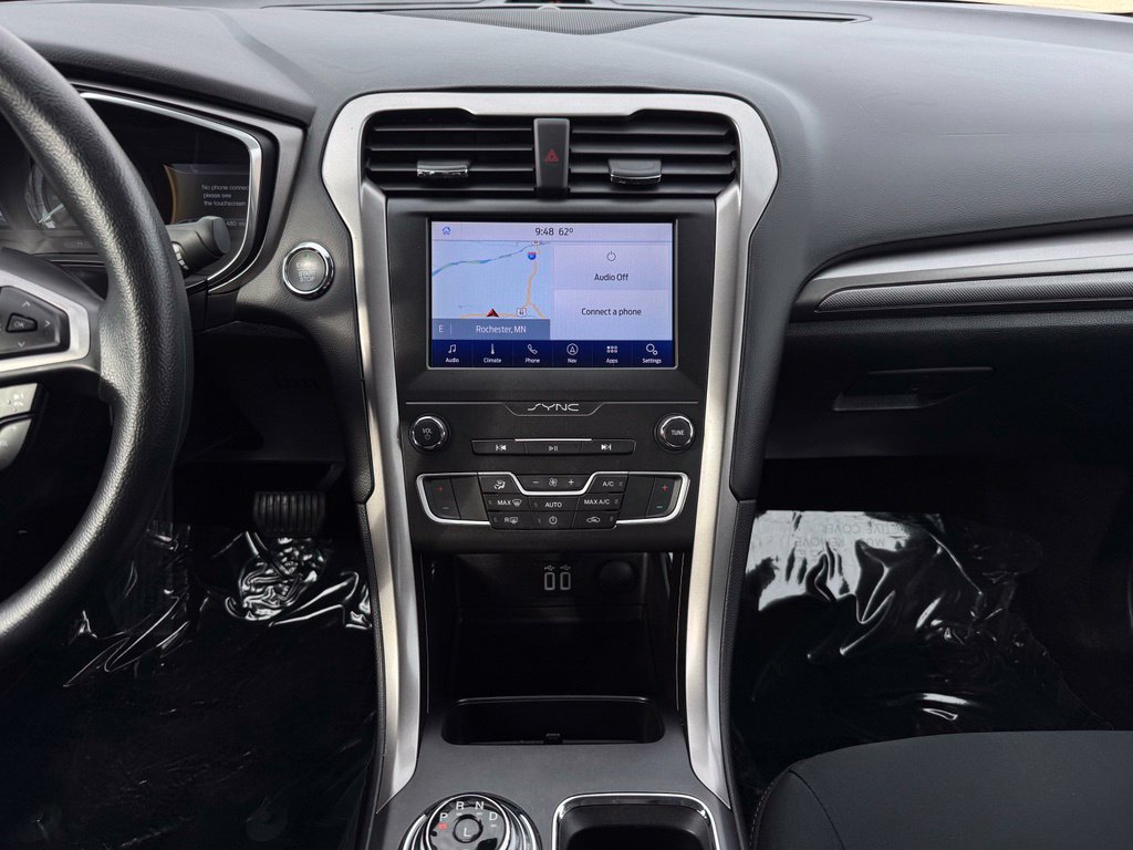 Certified 2020 Ford Fusion SE FWD image 2