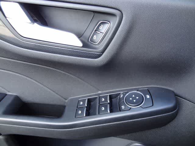 Certified 2024 Ford Escape ST-Line AWD/4WD image 15