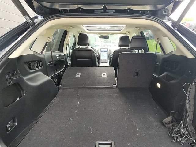 Certified 2022 Ford Edge Titanium w/ Class II Trailer Tow Package AWD/4WD image 18