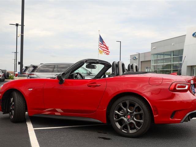 Used 2017 FIAT 124 Spider Abarth RWD image 20