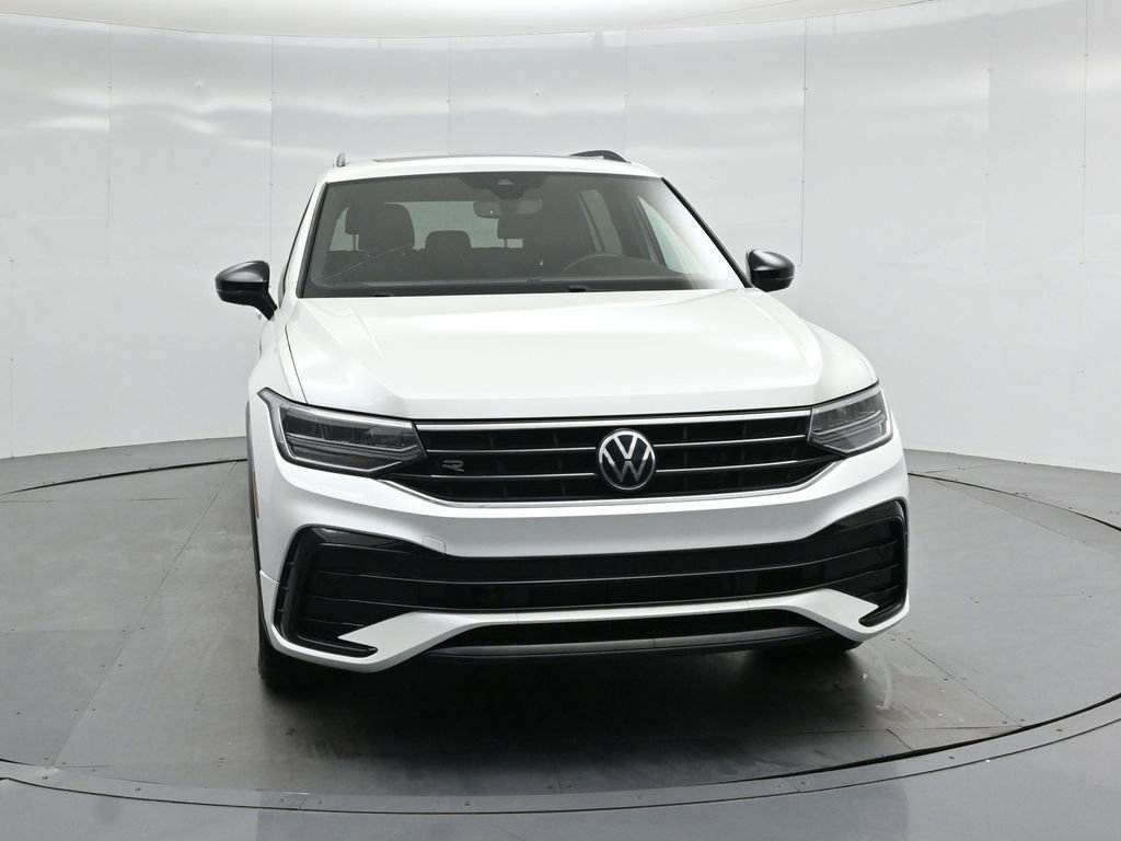 Used 2022 Volkswagen Tiguan SE R-Line image 29