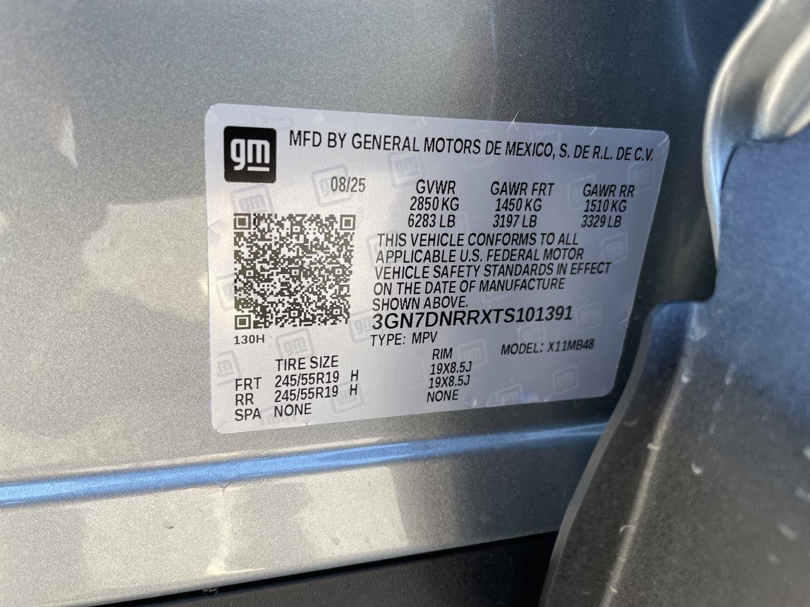 Used 2026 Chevrolet Equinox EV LT AWD/4WD image 33