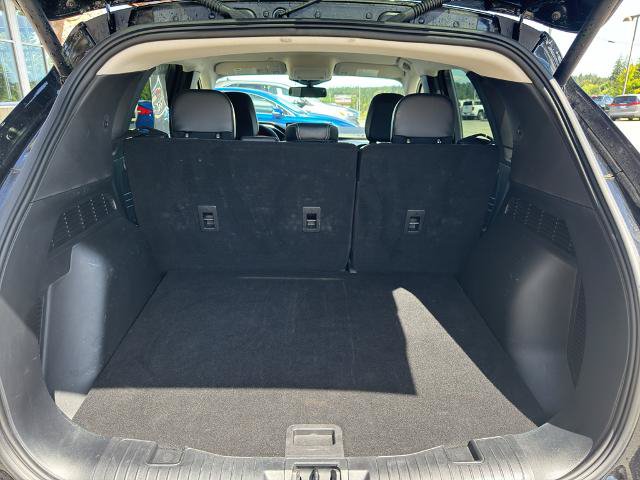 Certified 2025 Ford Escape Platinum AWD/4WD image 10