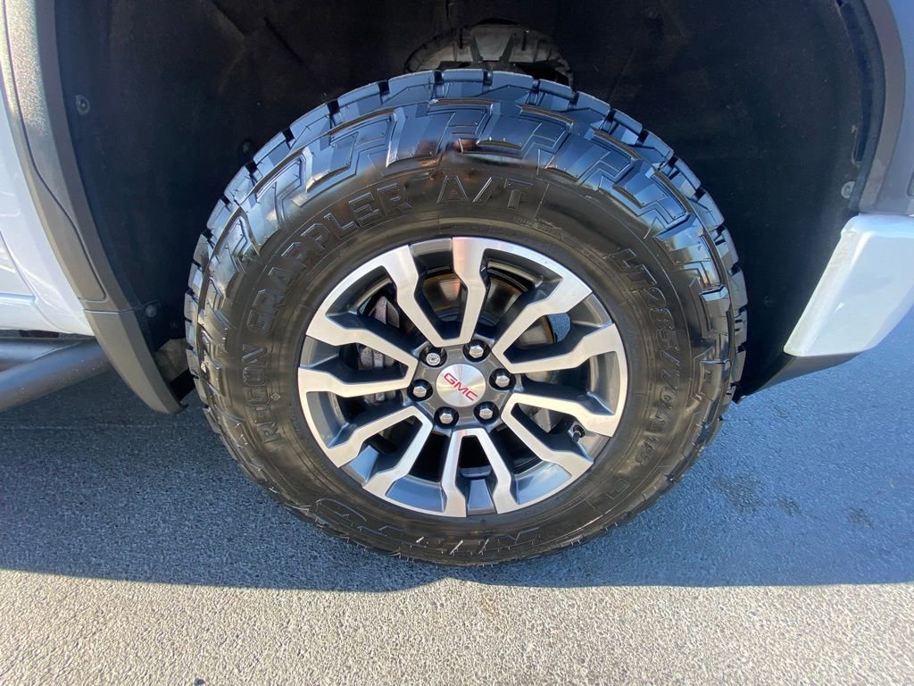 Used 2020 GMC Sierra 1500 AT4 w/ AT4 Premium Package AWD/4WD image 30